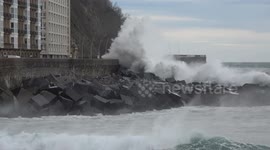 Daredevils vs Ocean Fury: El espectáculo de las olas en San Sebastian