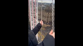 Woman screams “I changed my mind!” on Edinburgh swing—TikTok clip hits 2M views