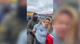 Video shows Border Patrol agents stopping shoppers outside Walmart