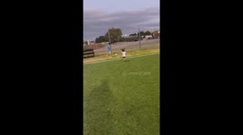 Boy accidentally hits sister with soccer ball in Córdoba, Argentina