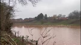 UK: Huge Sinkhole Swallows Boats in Shropshire Canal Breach, More Than 10 Rescued 2