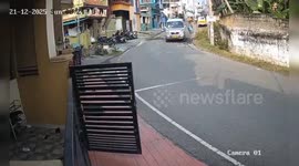 India: Speeding auto-rickshaw causes havoc in Tamil Nadu