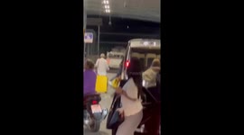 Taxi driver hits tourist with bottle for 'dropping litter and refusing to pick it up'