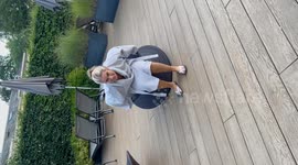 UK: Spinning Chair Chaos at Rudding Park: Friends Lose It Laughing!