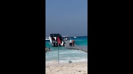 Island Wave Ripples Floating Dock