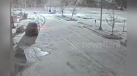 US: Idiots Steal Snowblowers But Forget They're Locked Together – Sparks Fly, Arrests Follow