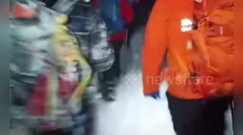 Spain: Climbers Rescued on Snowy Mountain After Getting Lost and Breaking Ankle