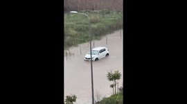 Israel: Heavy Rain Causes Flash Floods in Netanya After Intense Cloudburst 3