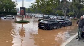 Israel: Heavy Rain Causes Flash Floods in Netanya After Intense Cloudburst