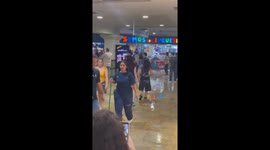 Flooding Disrupts Buenos Aires’ Unicenter Mall as Sudden Storm Batters AMBA