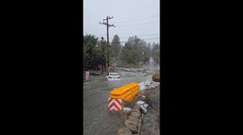US: Wrightwood Hit by Flooding and Debris Flows Amid Christmas Eve Storm
