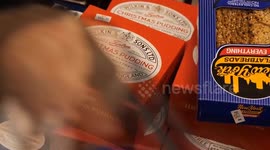 US: Over one-third of Americans rack up holiday debt: survey