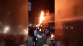 Syria: Christmas Tree Torched In Damascus