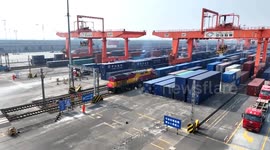 China: China accelerates building of modern transportation, logistics network
