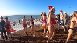 Brrr-illiant Splash! Brighton Swimmers Take on Freezing Christmas Seas