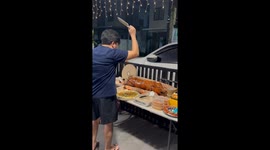 Man uses lechon as improvised drum during Noche Buena—Instagram clip tops 1M views