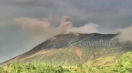 Philippines: Ash Plumes Rise 400 Meters From Kanlaon Volcano Crater