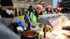 Hundreds of homeless and vulnerable people get Christmas dinner