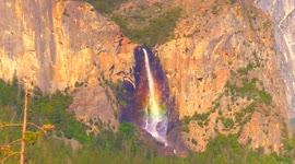 Rainbow waterfall appeared above cliff waterfall in China