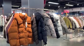 China: Sales of down jackets enter hot season in China