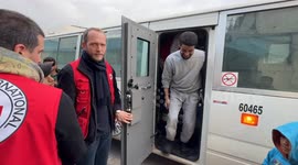 Israel releases 10 Palestinians held in Gaza under ceasefire deal