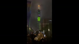 Taiwan: Taipei 101 Fireworks Light Up New Year’s Eve Countdown 3