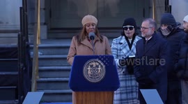 Mark Levine sworn in as New York City comptroller
