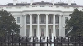 US: Trump orders removal of National Guard from Chicago, Los Angeles, Portland