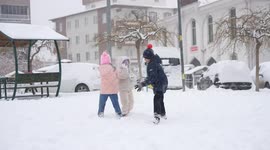 Children And Families Enjoy Snowfall In Gaziantep