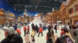 China: Shanghai indoor ski resort launches New Year ice-and-snow festivities