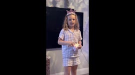 Toy spider startles birthday girl in Queensland, Australia