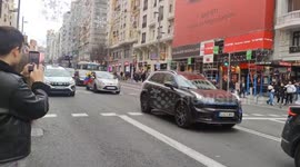 Celebratory car honking erupts on Madrid’s Gran Vía, Spain