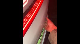 Chinese car’s trunk opens safely despite tight space