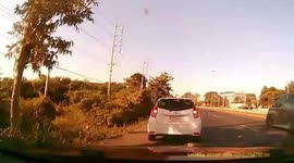 Tinder swindler 'steals date's car as she showers in hotel'