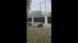 Sudden hailstorm blankets Córdoba, Argentina
