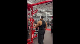 New Triceps Workout Ends In Hurt Face