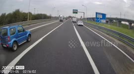 Tesla Struggles To Pick An Appropriate Lane