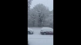 Netherlands: Heavy Snow Cancels Flights and Halts Trains Around Amsterdam 2