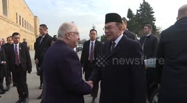 Malaysian PM visits Ataturk's mausoleum during official Türkiye trip