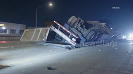 US, Los Angeles: San Bernardino Overturned Semi-Trailer Dumps Corn On 10 Freeway