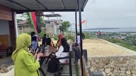 Paraglider crashes while trying to launch from cafe across ravine