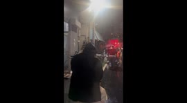 Rare snowfall creates magical family moment in Tokyo, Japan