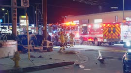 US, Los Angeles: Arleta Pursuit Crash