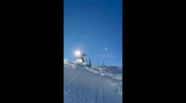 Skier repeatedly stumbles attempting jump in Tahoe, California, USA