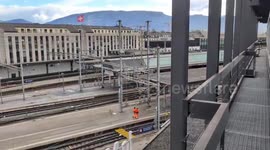 Switzerland: Zurich Main Station Observes Minute Of Silence After Crans-Montana Fire That Killed 40