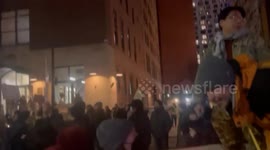 US: Noise Protest Targets Minneapolis Hotel Where ICE Agents Believed to be Staying 4