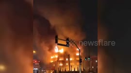Iran: Protesters Torch Municipal Building in Karaj