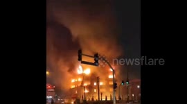 Iran: Iranian protesters set fire to Karaj District Municipality building