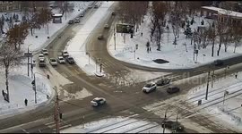 Taxi collision ejects passenger and dog at busy intersection in Chelyabinsk, Russia