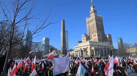 Farmers protest in Warsaw, Poland over South American trade bloc deal